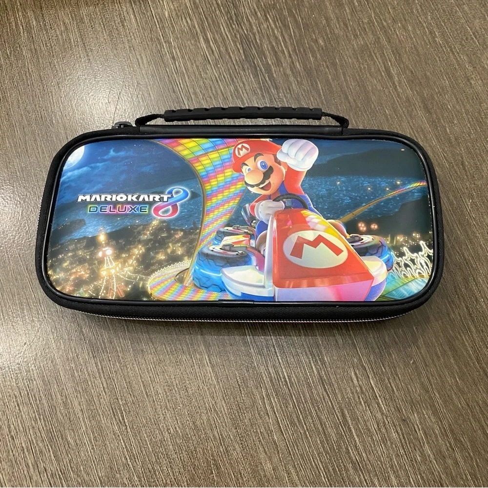 Mario Kart Deluxe 8 Travel Case - Multicolor Mario Design